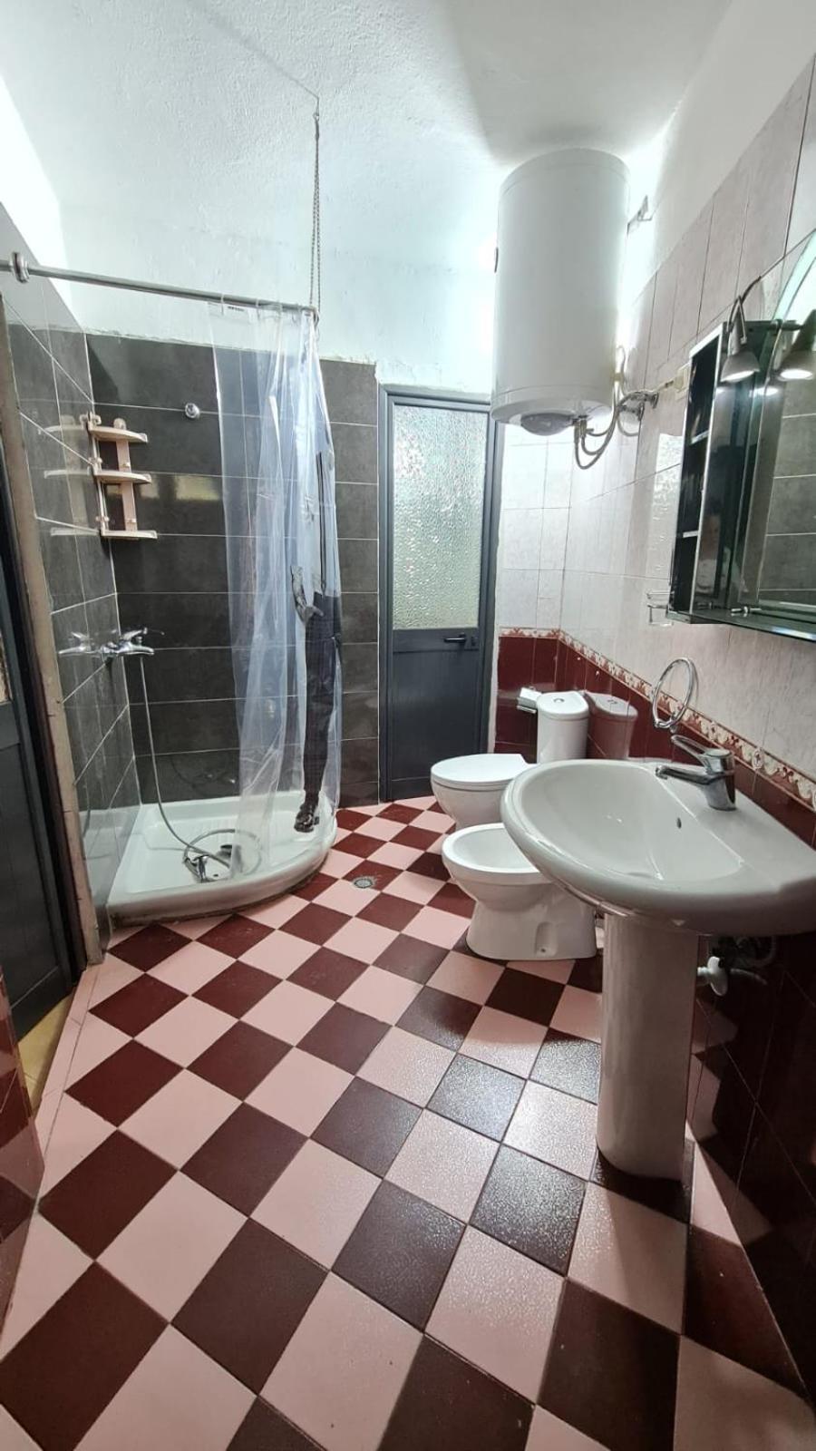 Calmly, Spacious Apartment Next To Usa Embassy Tirana Bagian luar foto