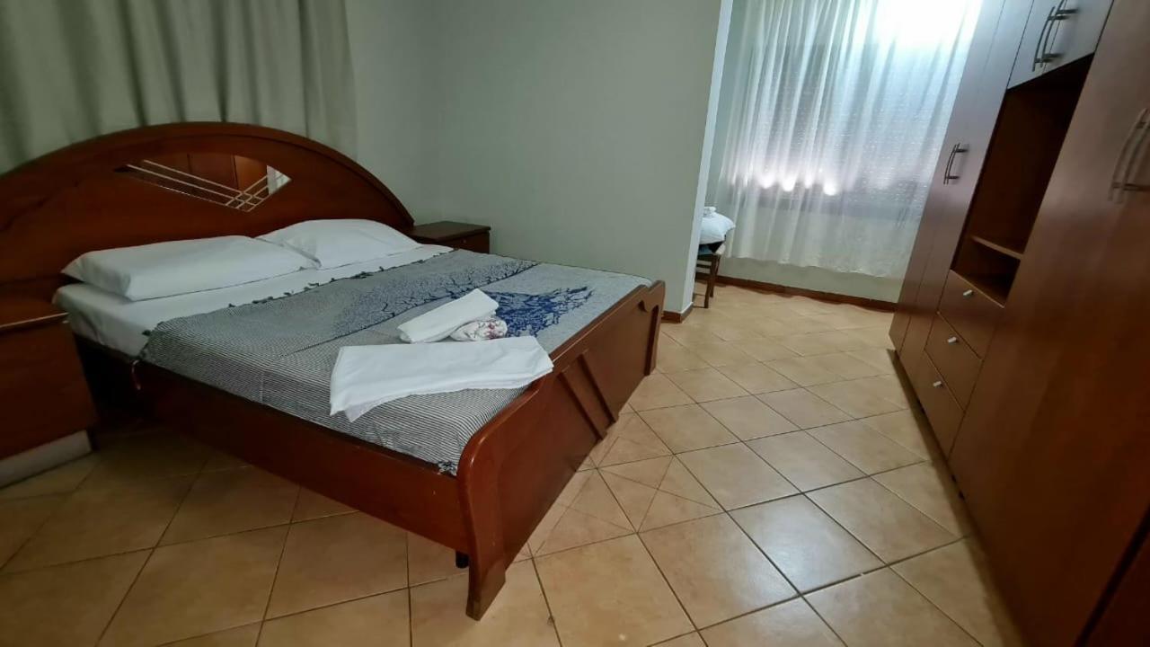 Calmly, Spacious Apartment Next To Usa Embassy Tirana Bagian luar foto