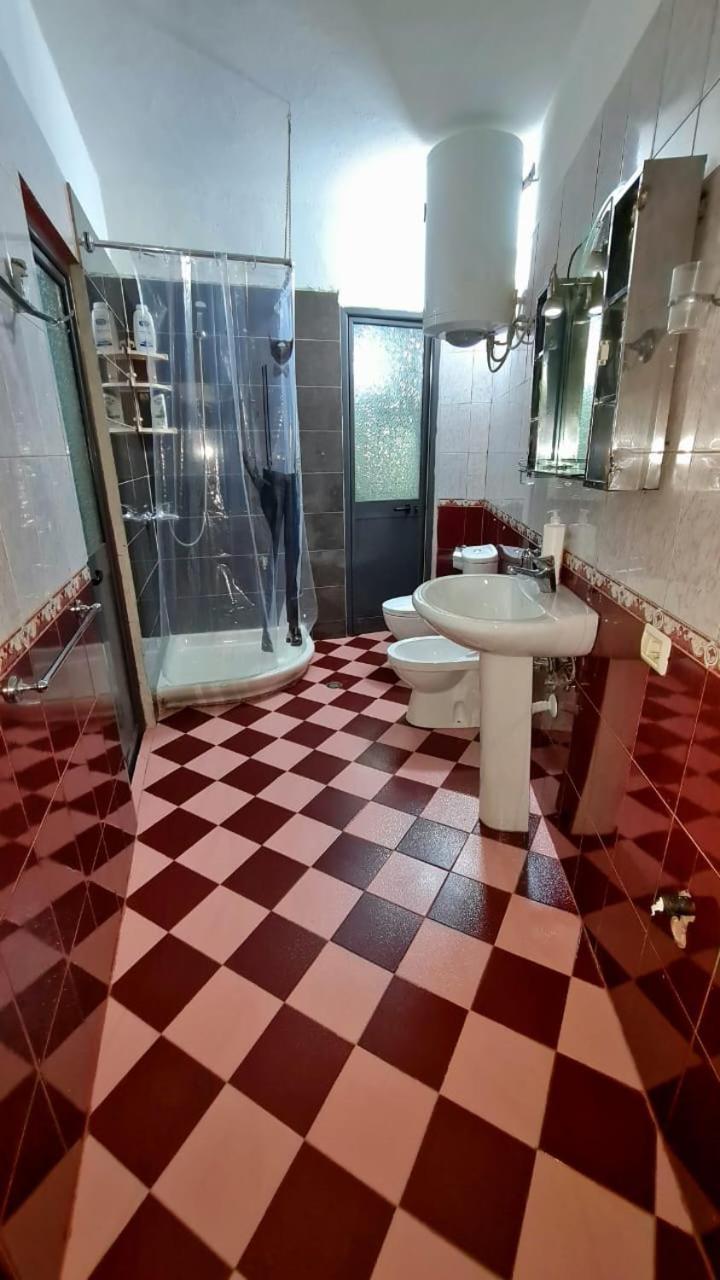 Calmly, Spacious Apartment Next To Usa Embassy Tirana Bagian luar foto